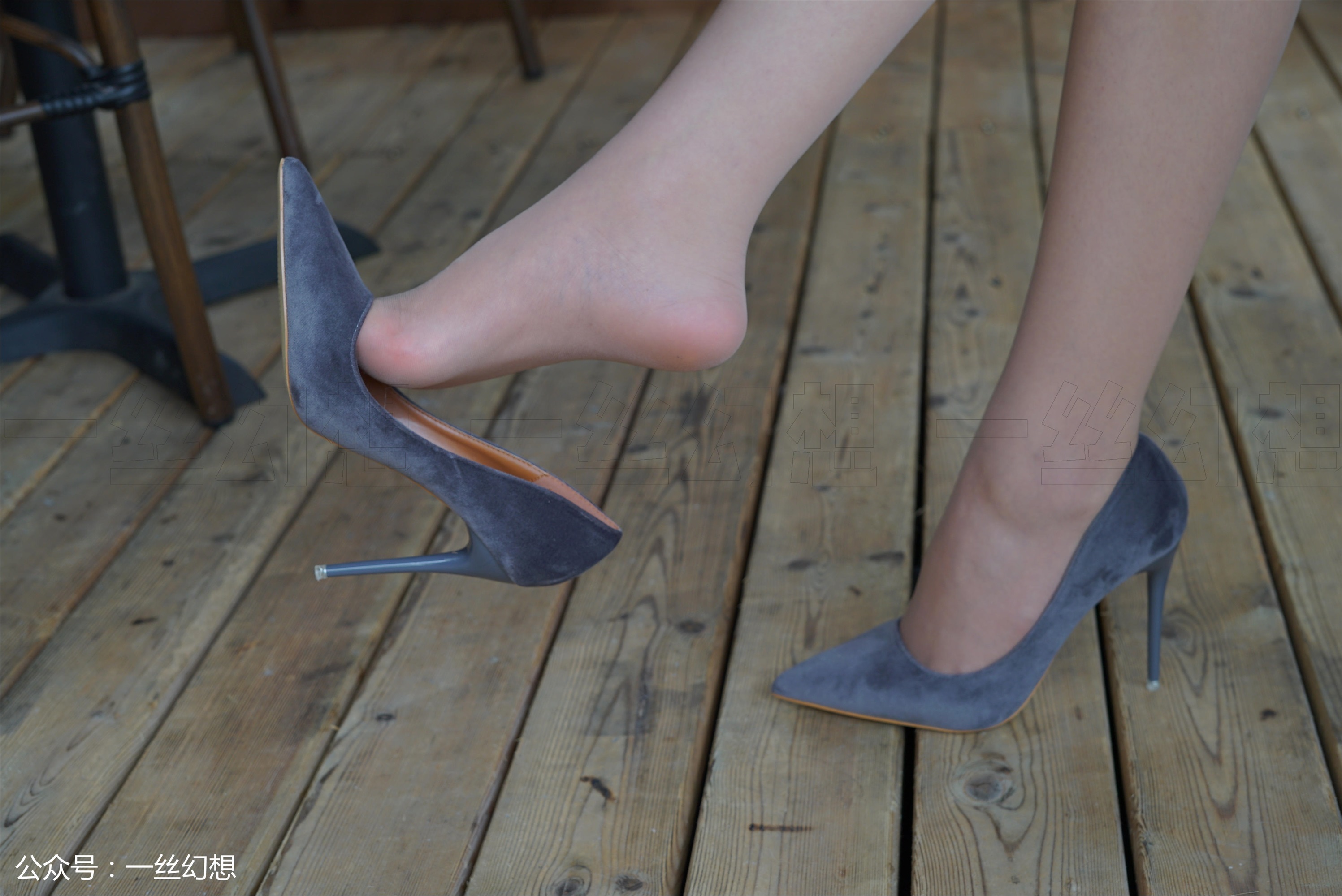 高丝女子图鉴 袜小喵×一丝幻想 NZ004 茜茜